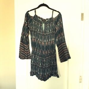 Jessica Simpson Long-Sleeve Boho Romper